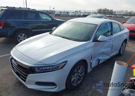 2018 Honda Accord Lx z USA, uszkodzony, nr VIN 1HGCV1F15JA231820